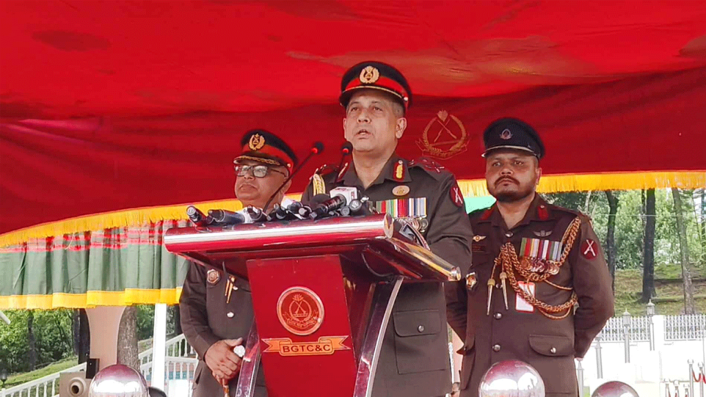 দেশ মাতৃকার অখণ্ডতা রক্ষায় নবীন সৈনিকেরা প্রয়োজনে তাদের জীবন দেবে : বিজিবি ডিজি