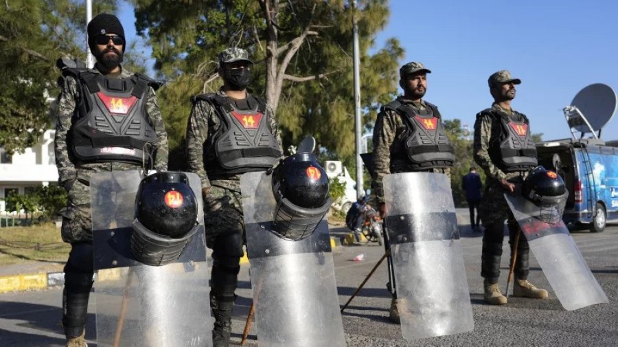 নতুন আধাসামরিক বাহিনী গঠনের ঘোষণা পাকিস্তানের