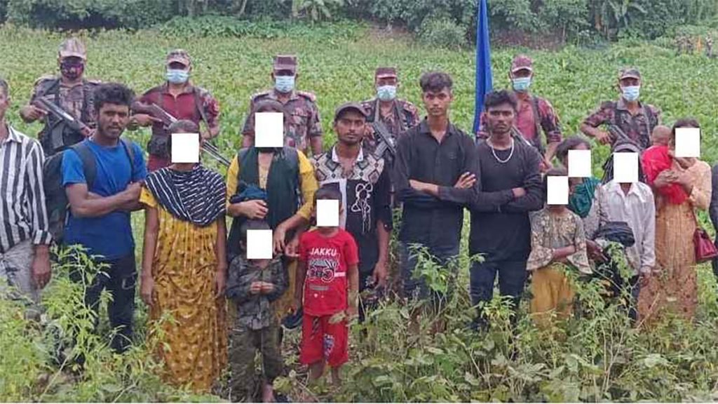 ভারত থেকে নারী-শিশুসহ ১৫ বাংলাদেশিকে ফেরত পাঠালো বিএসএফ