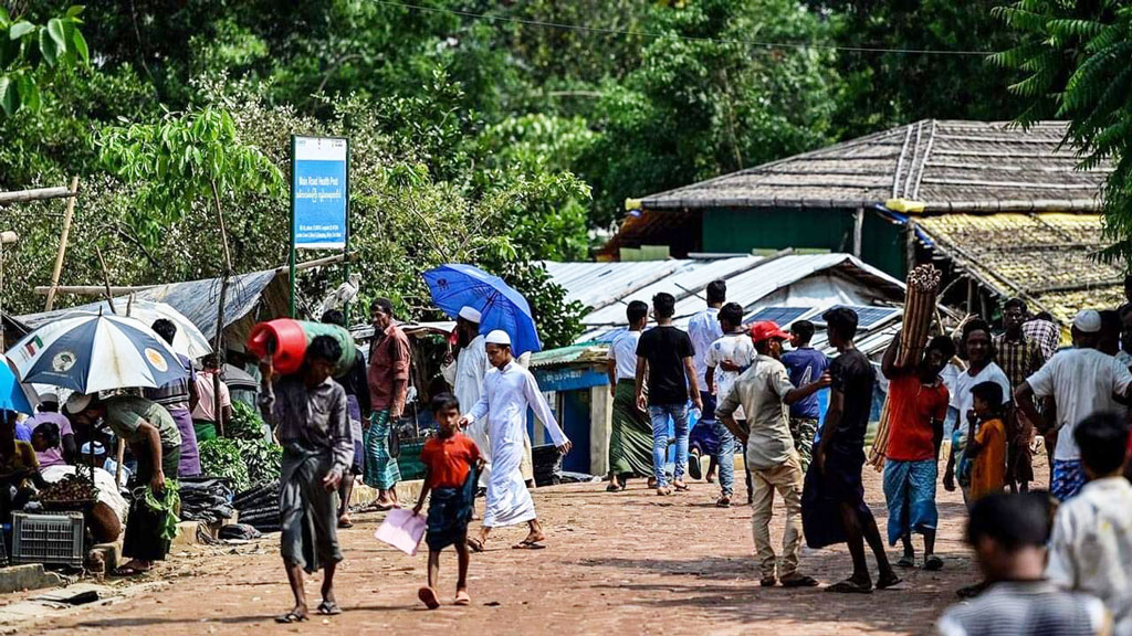বাংলাদেশ ও মিয়ানমার থেকে পালিয়ে যাওয়া ৮ রোহিঙ্গাকে আশ্রয় দিল ফিলিপাইন