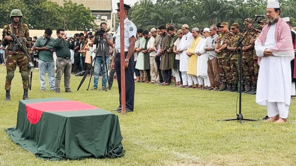 চোখের জলে চিরবিদায় পাইলট তৌকিরের