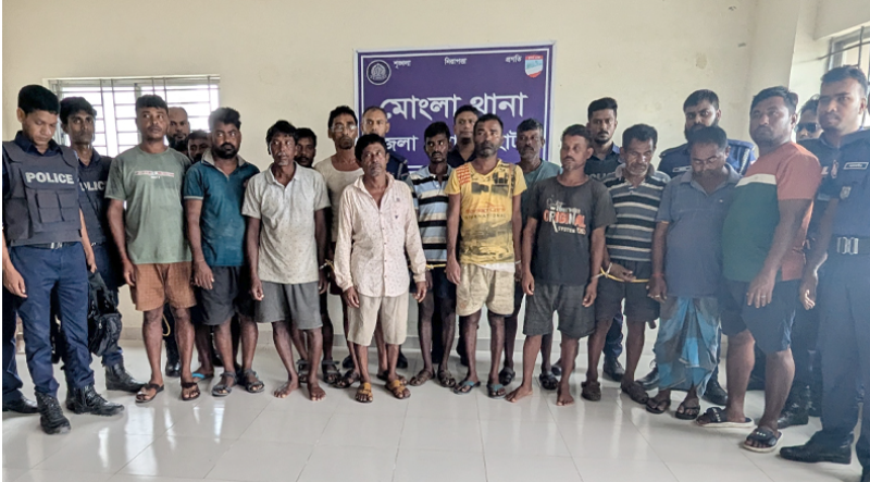 মোংলায় আটক হওয়া ১৪ ভারতীয় জেলে কারাগারে