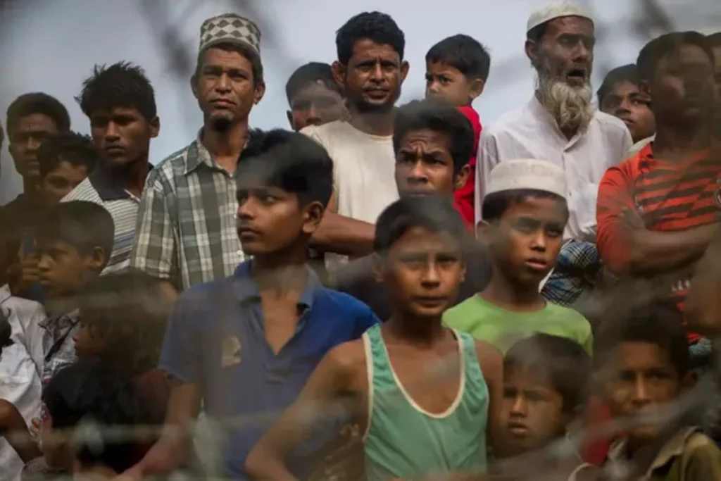 ৮০ হাজার মিয়ানমার শরণার্থীকে কাজের সুযোগ দিচ্ছে থাইল্যান্ড