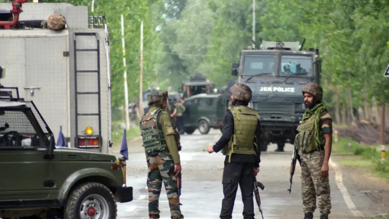 এবার জম্মু-কাশ্মীরে ‘অপারেশন আখাল’ শুরু করলো ভারত, নিহত ১