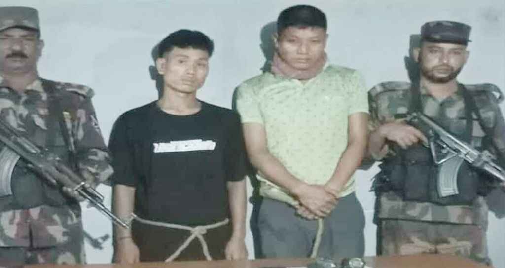 নাইক্ষ্যংছড়ি সীমান্তে বিজিবির অভিযানে আরাকান আর্মির ২ সহযোগী আটক