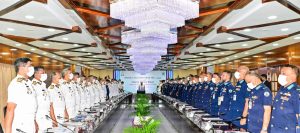 নৌবাহিনী ও বিমান বাহিনীর ভবিষ্যৎ নেতৃত্ব গঠনে নির্বাচনী পর্ষদ উদ্বোধন করলেন প্রধান উপদেষ্টা