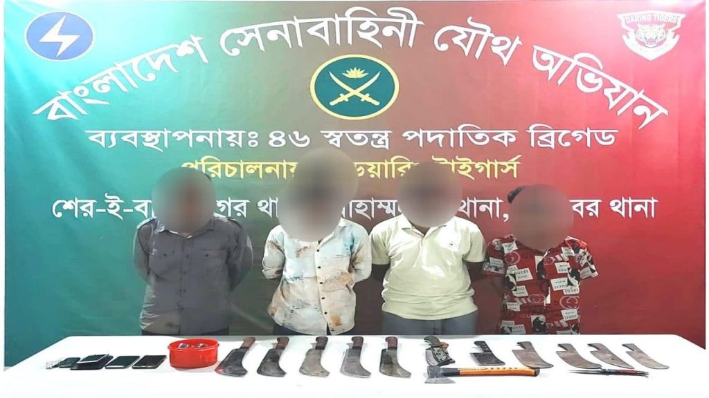 দেশব্যাপী যৌথ বাহিনীর অভিযানে এক সপ্তাহে আটক ৭০