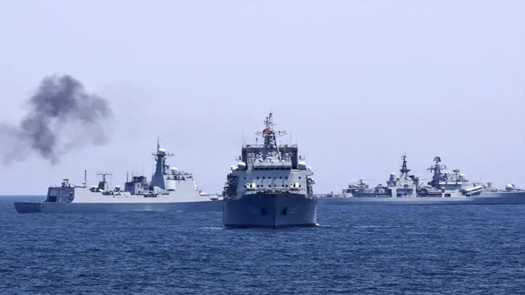 জাপান সাগরে চীন-রাশিয়ার যৌথ সামরিক মহড়া শুরু