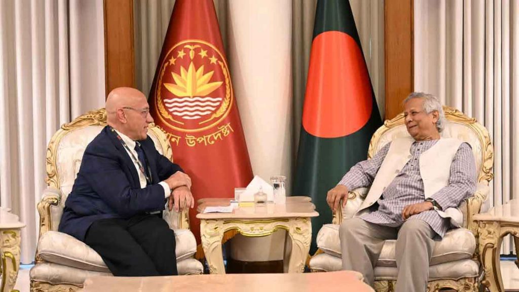 রোহিঙ্গা ইস্যুতে বাংলাদেশের নেতৃত্বের প্রশংসা টম অ্যান্ড্রুজের