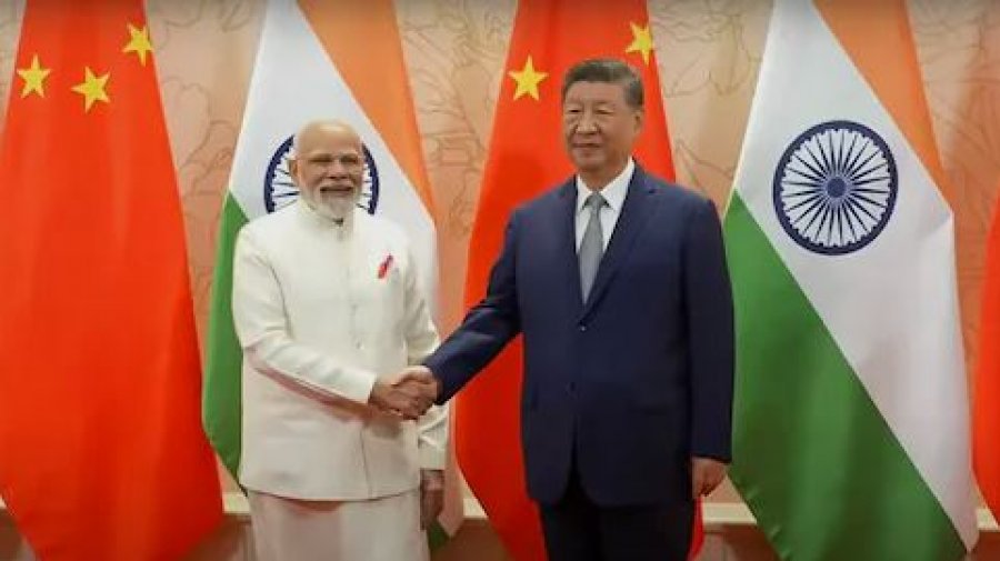 সম্পর্ক উন্নয়নে প্রতিশ্রুতিবদ্ধ ভারত: শি’কে মোদি