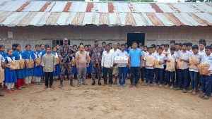 রামগড়ের দুর্গম অন্তু পাড়ায় পাহাড়ি শিক্ষার্থীদের মাঝে বিজিবির শিক্ষা উপকরণ ও ক্রীড়া সামগ্রী বিতরণ