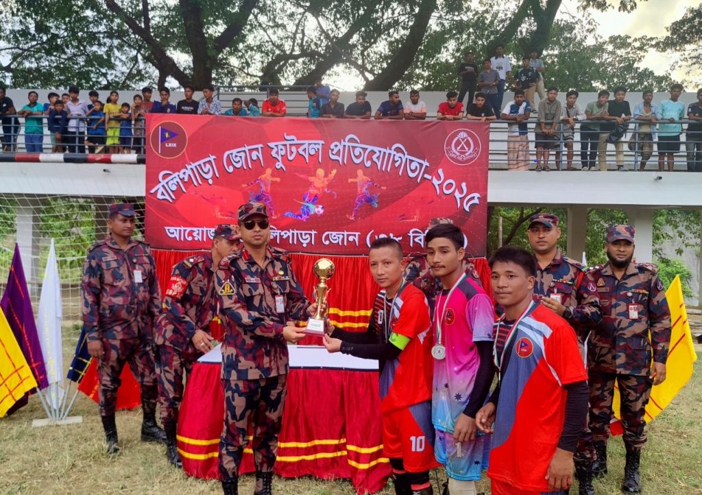 বান্দরবানের থানচিতে উৎসবমুখর পরিবেশে বলিপাড়া জোন কাপ ফুটবলের ফাইনাল অনুষ্ঠিত