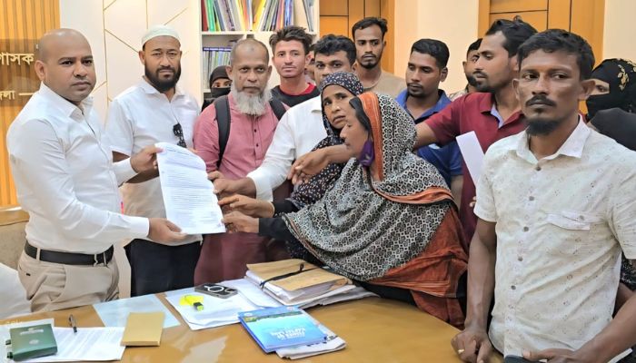 পাকুয়াখালী গণহত্যা: ২৯ বছরেও বিচার হয়নি, ক্ষতিগ্রস্ত পরিবারগুলোর পুনর্বাসনের দাবি