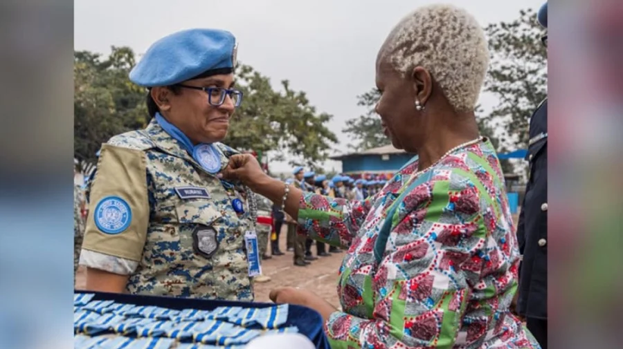কঙ্গোতে দায়িত্বপালনকারী বাংলাদেশি নারী শান্তিরক্ষীদের দেয়া হল জাতিসংঘ পদক