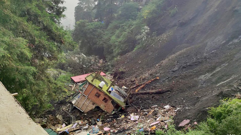 মানচিত্র থেকে ‘মুছে যেতে পারে’ হিমাচল, উদ্বেগ ভারতের সুপ্রিম কোর্টের