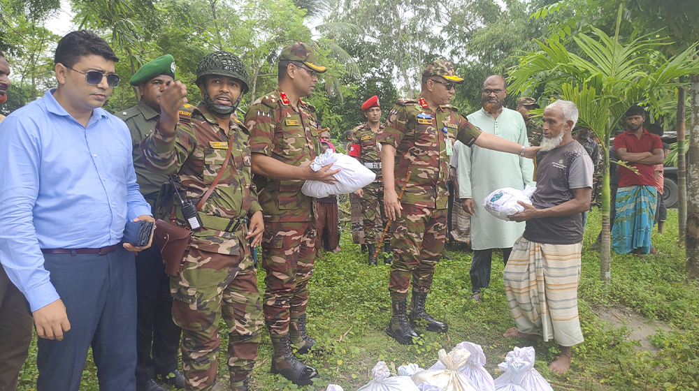 লালমনিরহাটে বন্যায় ক্ষতিগ্রস্ত বাঁধ ও সড়ক মেরামতে সহযোগিতা করবে সেনাবাহিনী