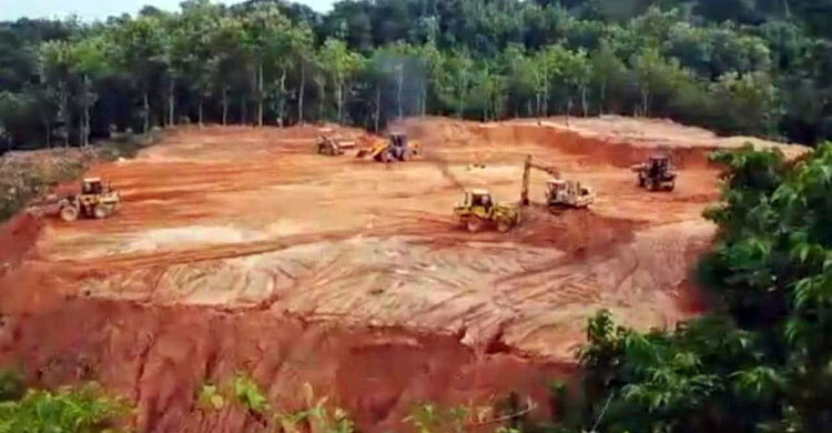 বাঘাইছড়িতে সাবেক উপজেলা চেয়ারম্যান সুদর্শন চাকমার বিরুদ্ধে পাহাড় কাটার মামলা