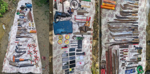 সীতাকুন্ডে অস্ত্রের কারখানায় সেনা অভিযান, অস্ত্র ও গোলাবারুদসহ আটক ৪