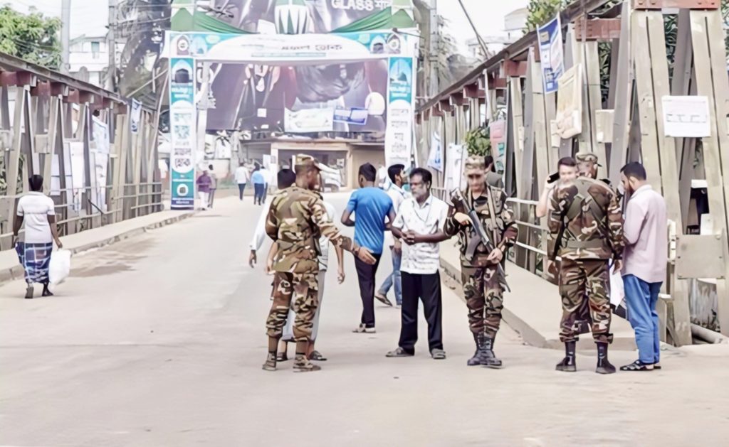 অবরোধ ও ১৪৪ ধারায় থমথমে খাগড়াছড়ি, দোকানপাট বন্ধ