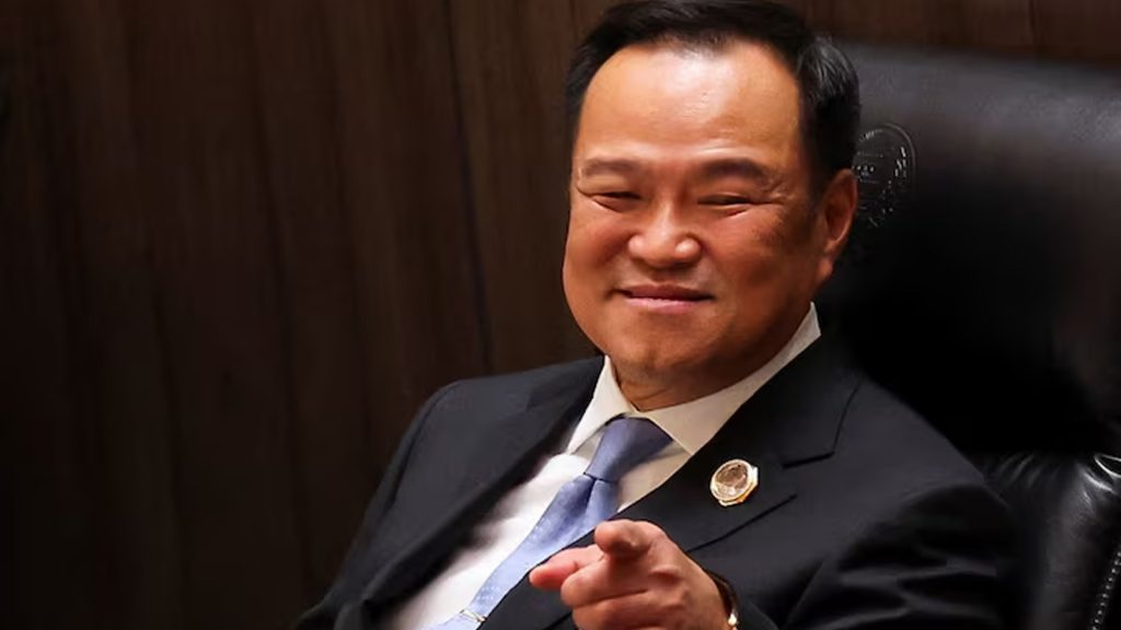 থাইল্যান্ডের নতুন প্রধানমন্ত্রী নির্বাচিত হলেন অনুতিন