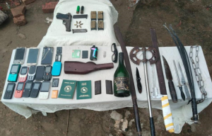 ফটিকছড়িতে সেনাবাহিনীর অভিযানে অস্ত্র-গোলাবারুদসহ সন্ত্রাসী আটক