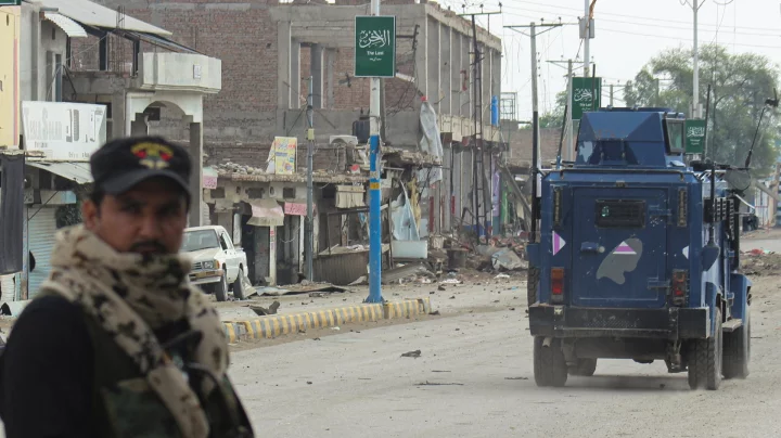 খাইবার পাখতুনখাওয়ায় পাকিস্তান বিমান বাহিনীর অভিযানে নিহত ২০, দাবি পিটিআইয়ের