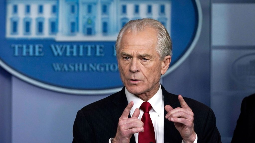 ভারতীয় ব্রাহ্মণেরা সাধারণ মানুষের ক্ষতি করে নিজেরা মুনাফায় মত্ত: ট্রাম্পের উপদেষ্টা