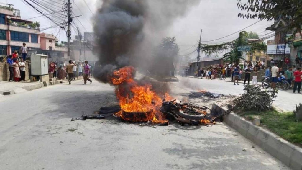 সহিংসতা দমনে নেপালে সেনাবাহিনীর কঠোর অভিযান, গ্রেপ্তার বহু
