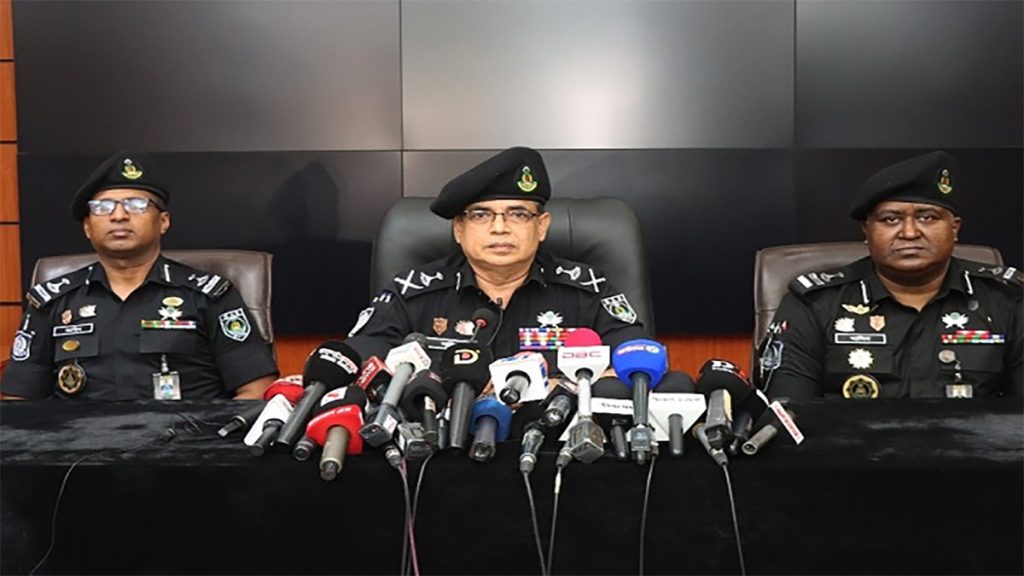 খাগড়াছড়ির ঘটনায় একটি মহল পরিস্থিতি উত্তপ্ত করার চেষ্টা করছে: র্যাব মহাপরিচালক