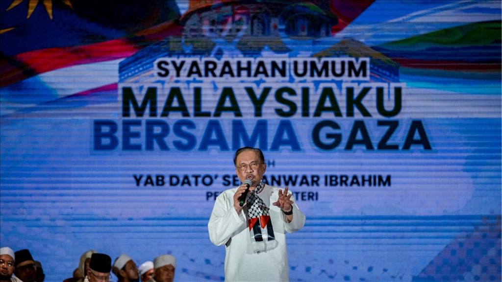 গাজায় শান্তিরক্ষী পাঠাতে প্রস্তুত মালয়েশিয়া, গুতেরেসকে জানালেন আনোয়ার ইব্রাহিম