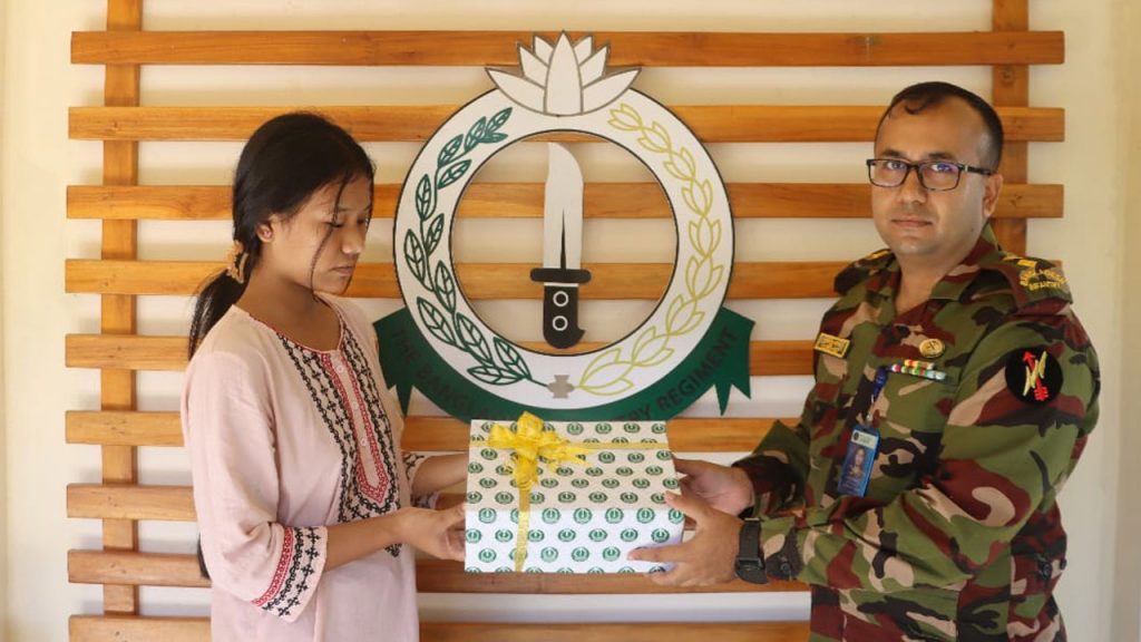 পাহাড়ে সাপের দংশন থেকে হ্রদের দুর্ঘটনা—সবখানেই মানুষের পাশে সেনাবাহিনী