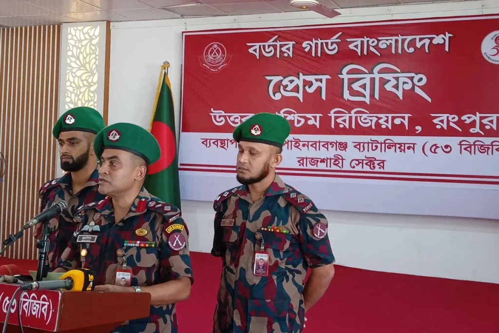 বিজিবির রংপুর রিজিয়নে ৬০ কোটি টাকার চোরাই পণ্য জব্দ ও ৫০১ গ্রেফতার