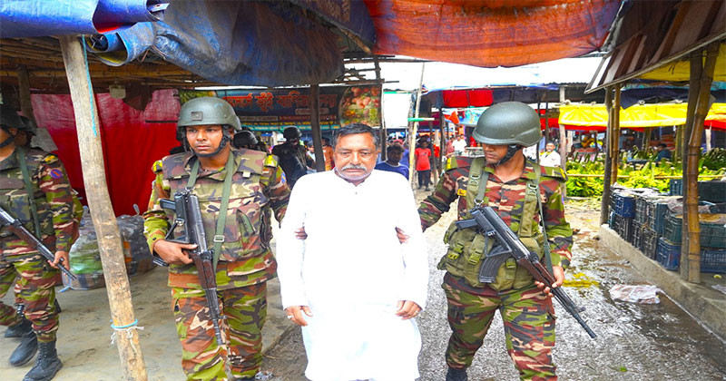 উত্তরায় সেনাবাহিনীর হাতে ভুয়া জেনারেল আটক