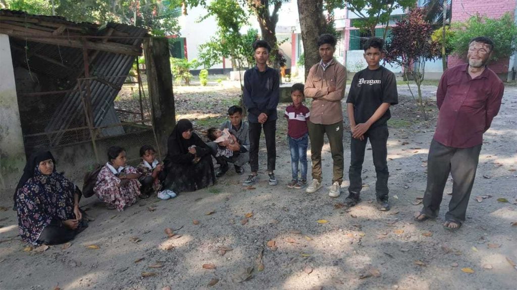 কুড়িগ্রামে বিজিবির অভিযানে নারী-শিশুসহ ১১ রোহিঙ্গা আটক