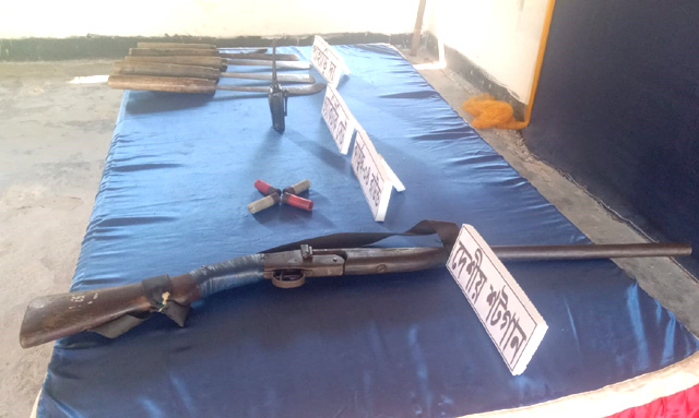 মাটিরাঙ্গায় সেনা অভিযানে দেশীয় অস্ত্র ও গোলাবারুদ উদ্ধার