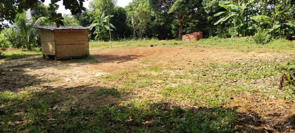 অস্থায়ী সেনা ক্যাম্প স্থাপনে বাধা দিয়ে ধর্মীয় আবরণে সন্ত্রাসের আস্তানা রক্ষা করল বিচ্ছিন্নতাবাদী গোষ্ঠী