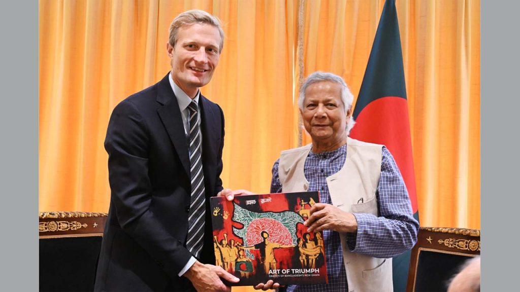 রোহিঙ্গা সঙ্কট নিয়ে প্রধান উপদেষ্টার সাথে ডব্লিউএফপি প্রধানের বৈঠক