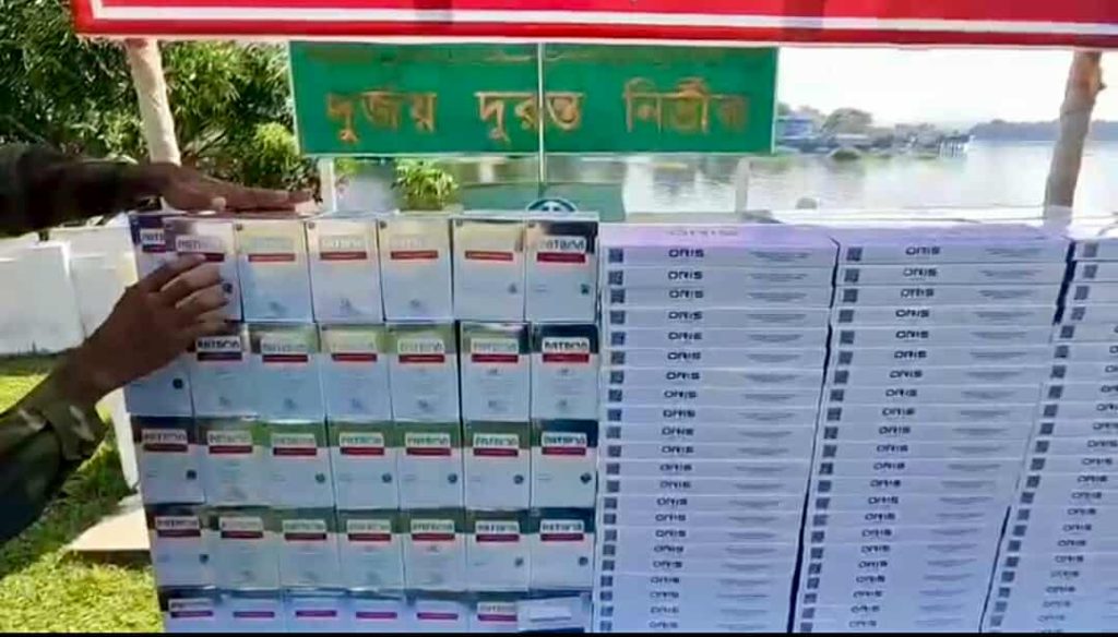 লংগদু সেনা জোনের অভিযানে দিঘীনালায় বিপুল পরিমাণ অবৈধ ভারতীয় সিগারেট জব্দ