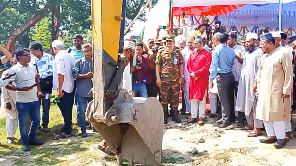 যশোরের দুঃখ ঘোচাতে ভবদহের ৫ নদ-নদী খনন প্রকল্পের কাজ শুরু