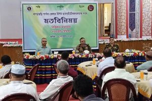 পাহাড়ে শান্তি ও উন্নয়নে ‘চাঁদাবাজি রোধে ঐক্যবদ্ধ হওয়ার’ আহ্বান খাগড়াছড়ি রিজিয়ন কমান্ডারের