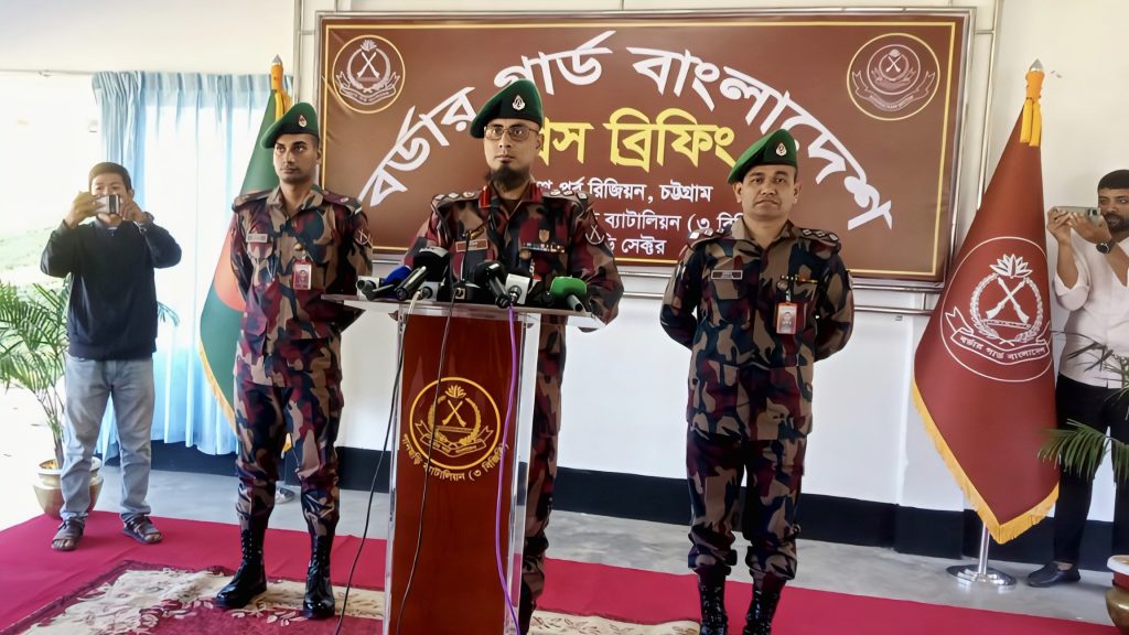 সীমান্তে রেকর্ড সাফল্য: এক মাসে ৩ বিজিবির অভিযানে সাড়ে ৬ কোটি টাকার অবৈধ মালামাল আটক