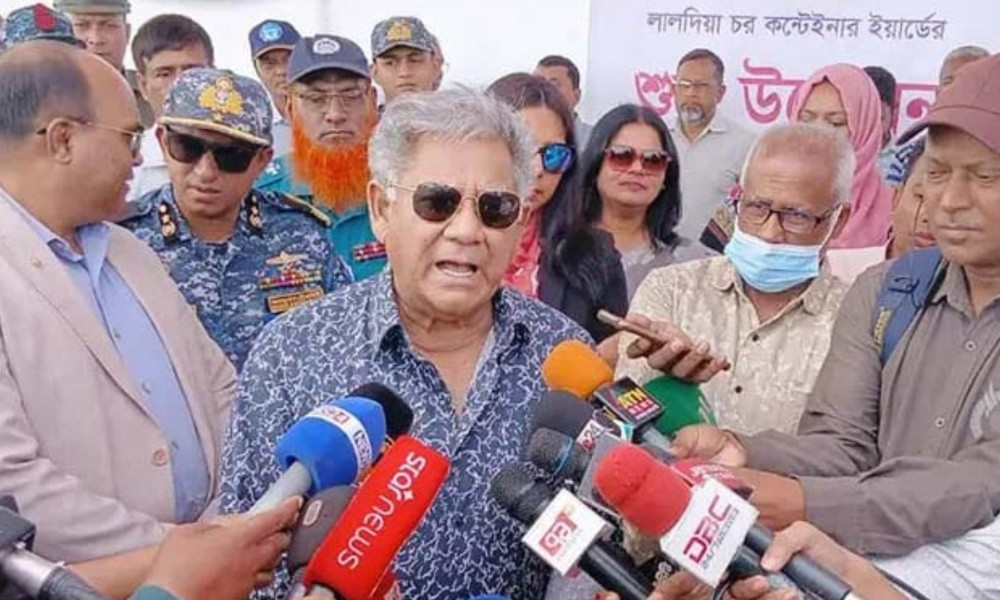 চট্টগ্রাম বন্দরকে আন্তর্জাতিক মানের করতে বিদেশি ব্যবস্থাপনা প্রয়োজন- নৌপরিবহন উপদেষ্টা