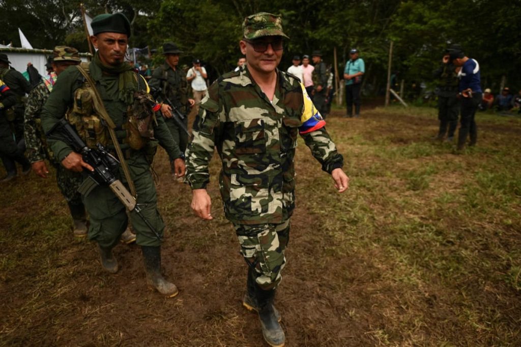 কলম্বিয়ায় মাদক কারবারি গেরিলা গোষ্ঠীর বিরুদ্ধে সেনা অভিযানে ১৯ সন্ত্রাসী নিহত