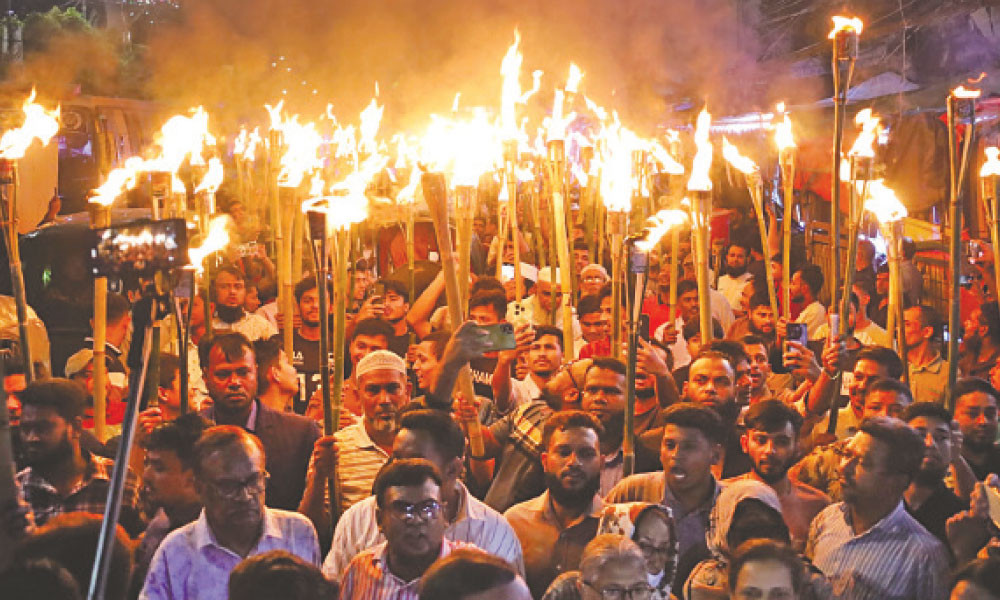 বিদেশিদের কবজায় বন্দর, প্রতিবাদে শনিবার শ্রমিক কনভেনশনের ডাক