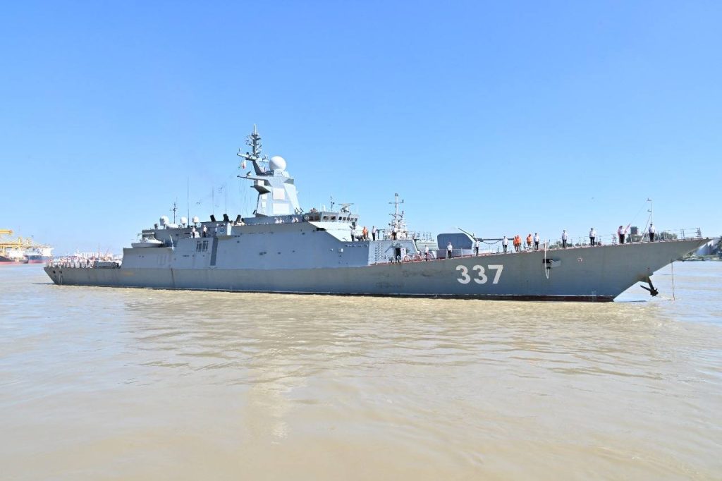 শুভেচ্ছা সফরে রাশিয়ান নৌবাহিনী জাহাজের বাংলাদেশে আগমন: চট্টগ্রাম বন্দরে উষ্ণ অভ্যর্থনা