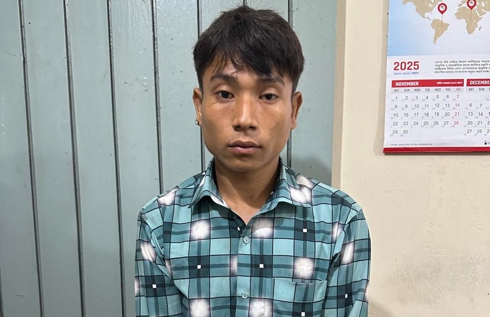 নাইক্ষ্যংছড়িতে মাদক ও অস্ত্র পাচারের সঙ্গে জড়িত মিয়ানমার নাগরিক আটক