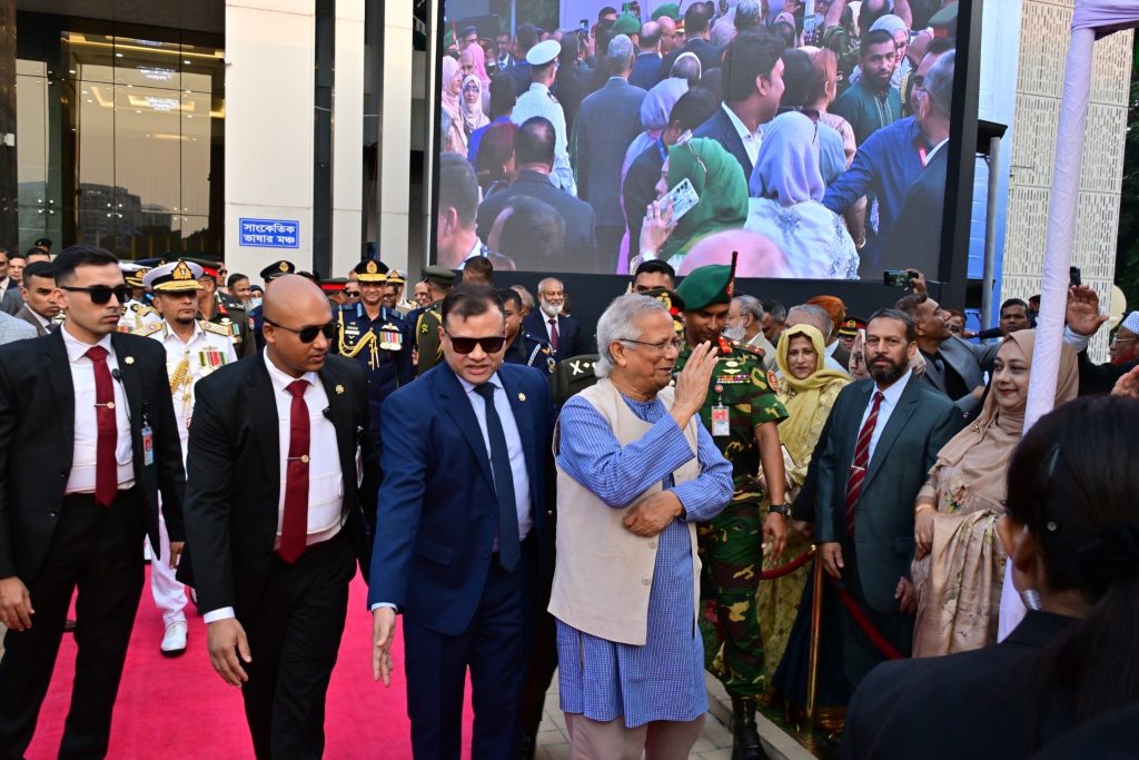 বর্ণাঢ্য আয়োজনে সশস্ত্র বাহিনী দিবস-২০২৫ উদযাপিত