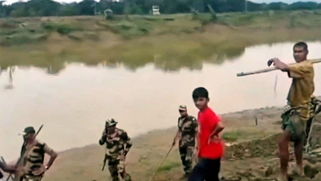 জকিগঞ্জ সীমান্তে স্থানীয়দের ধাওয়া খেয়ে পালালো বিএসএফ