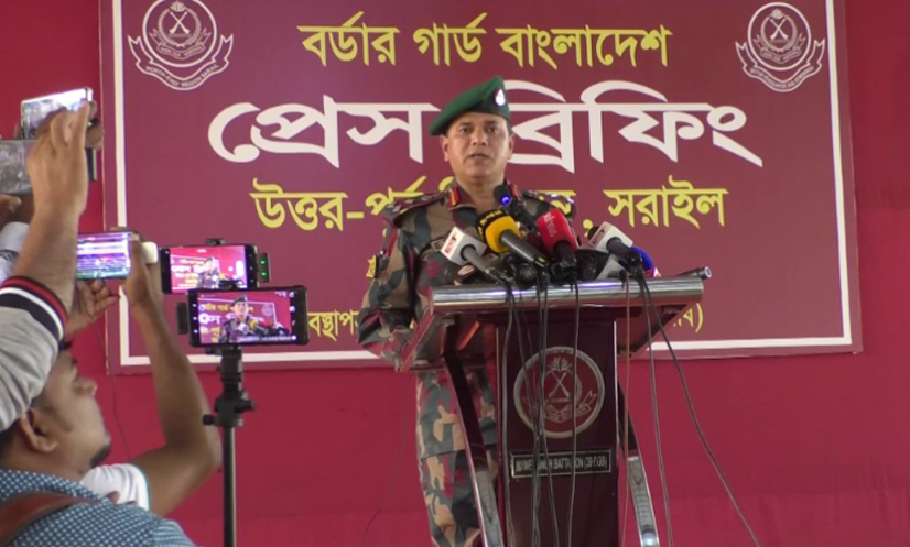 ময়মনসিংহ সেক্টরে ১১ মাসে ৫৫ কোটি টাকার চোরাচালান পণ্য জব্দ, আটক ১০০: বিজিবি