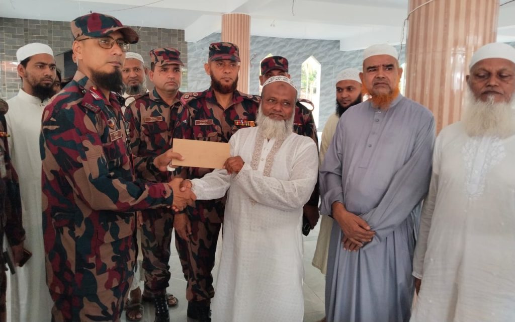 পানছড়ি বাজার কেন্দ্রীয় শাহী জামে মসজিদের নির্মাণ কাজে লোগাং জোনের সহায়তা